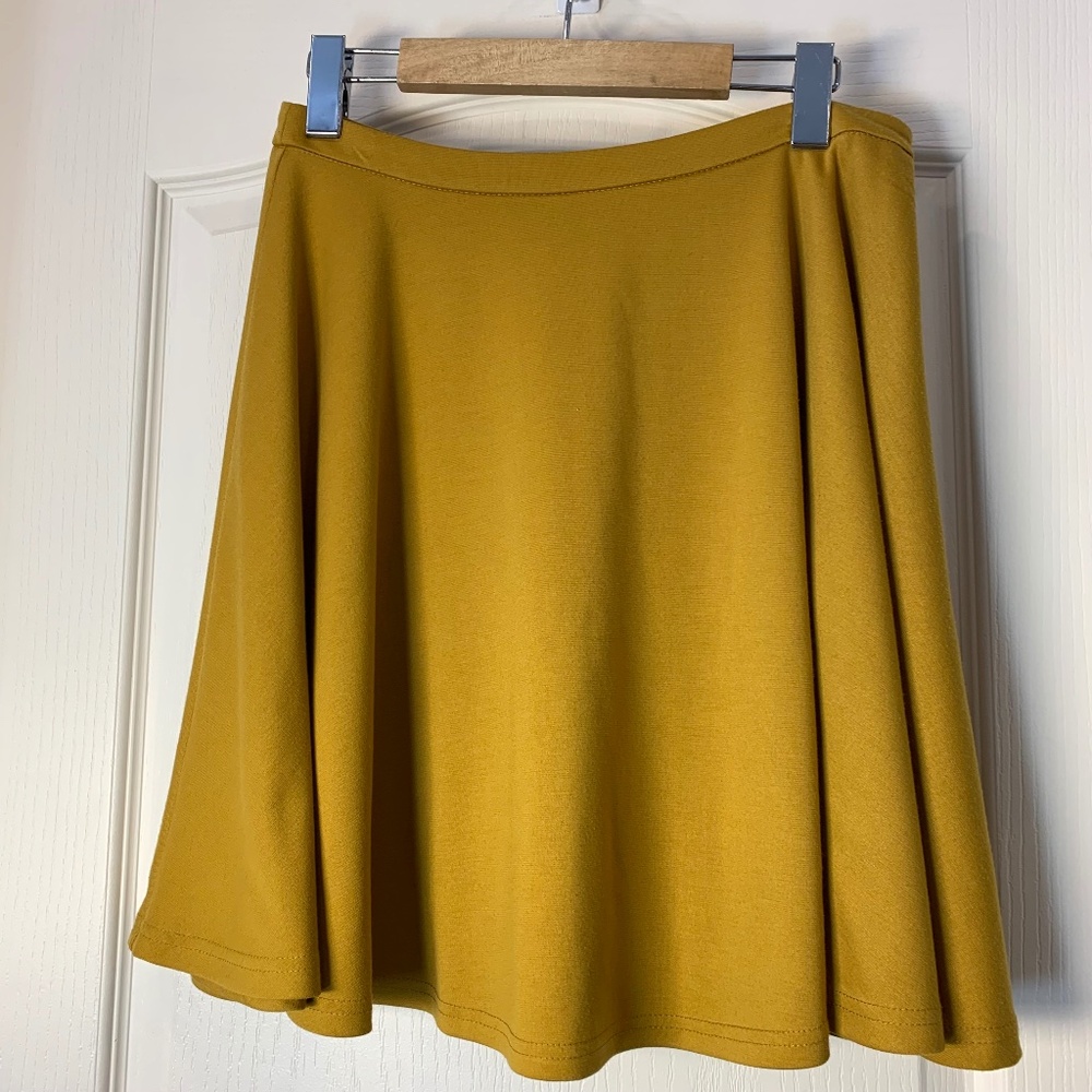 Vivienne Tam  Ocre Mini Skater‎ Skirt Size 6 Mustard Statement Piece